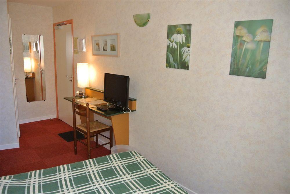 Hotel De L'Ill Страсбург Экстерьер фото